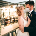 Begrenzung der Teilnehmerzahl an einer Trauung shutterstock_1691107876a